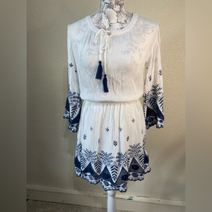 Umgee white and navy‎ tunic/mini dress